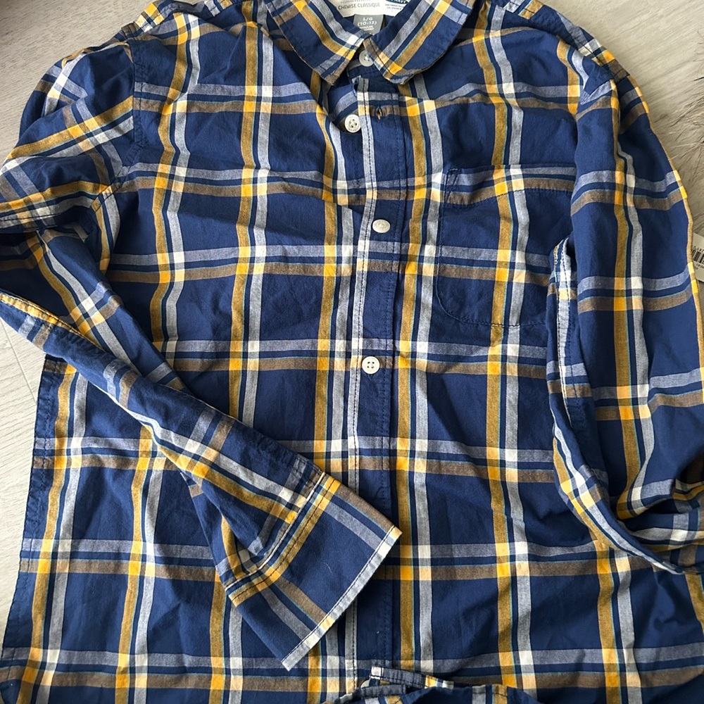 Classic T shirt- New - Big Boy - New - Old Navy